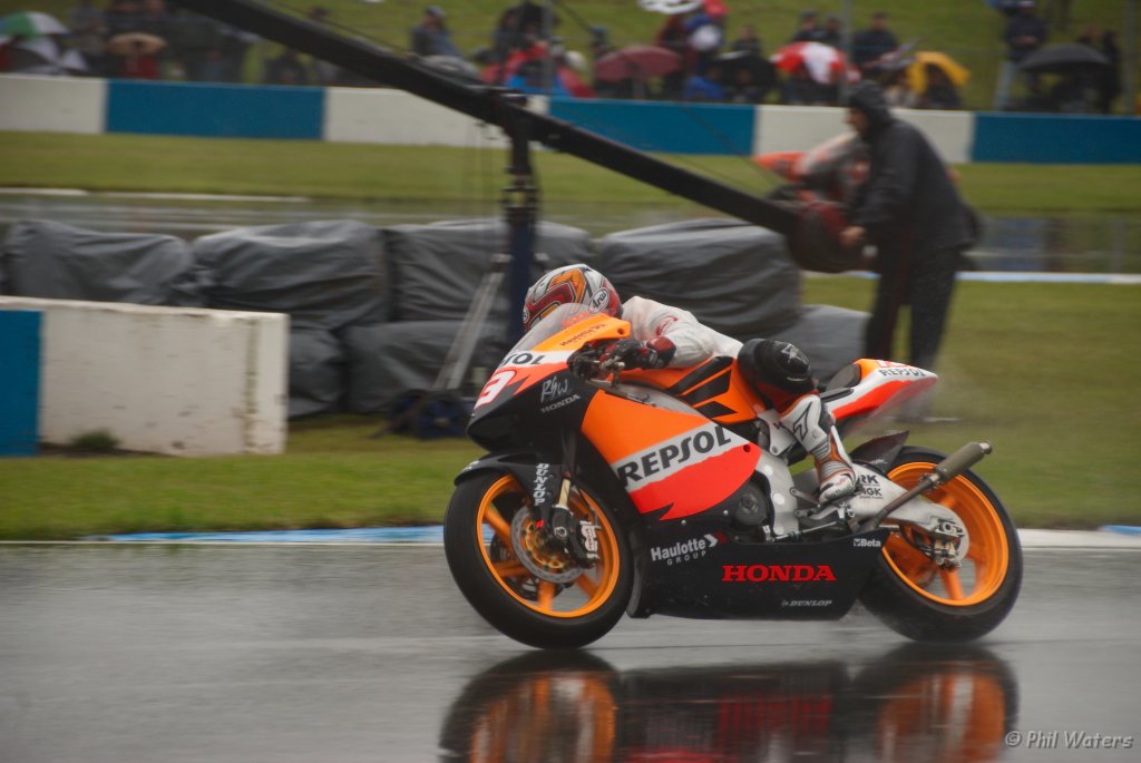 MotoGP_Donnington_24-6-07 062.jpg - .... another ...